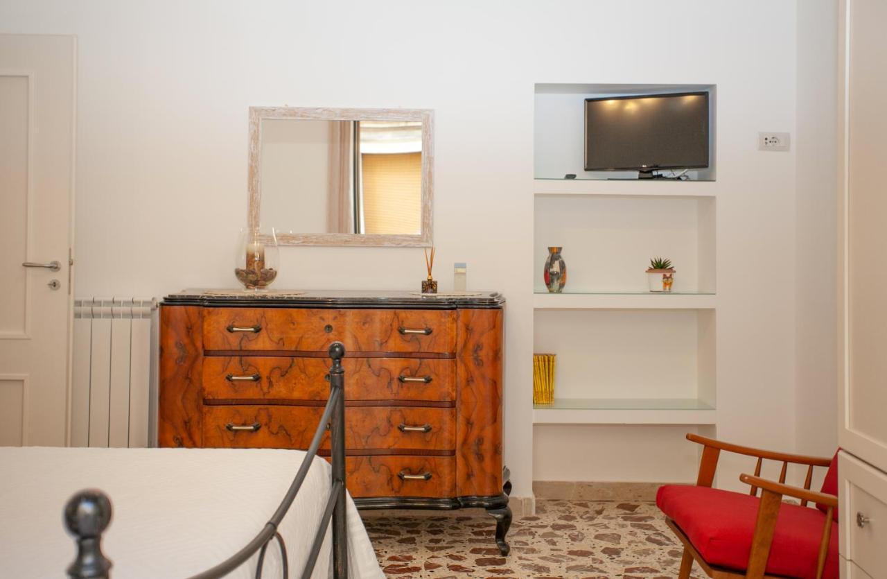 דירות טאורמינה Casa Rosa מראה חיצוני תמונה