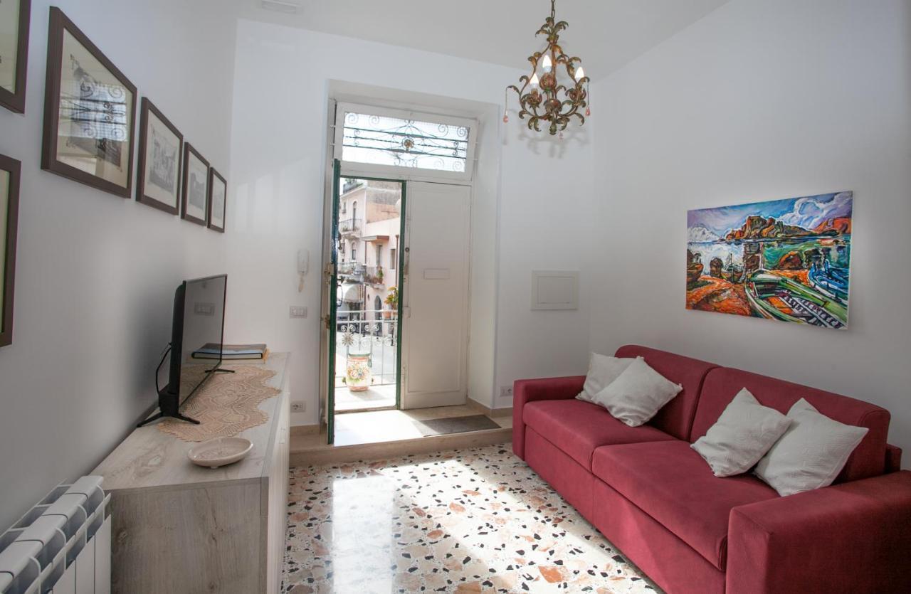 דירות טאורמינה Casa Rosa מראה חיצוני תמונה